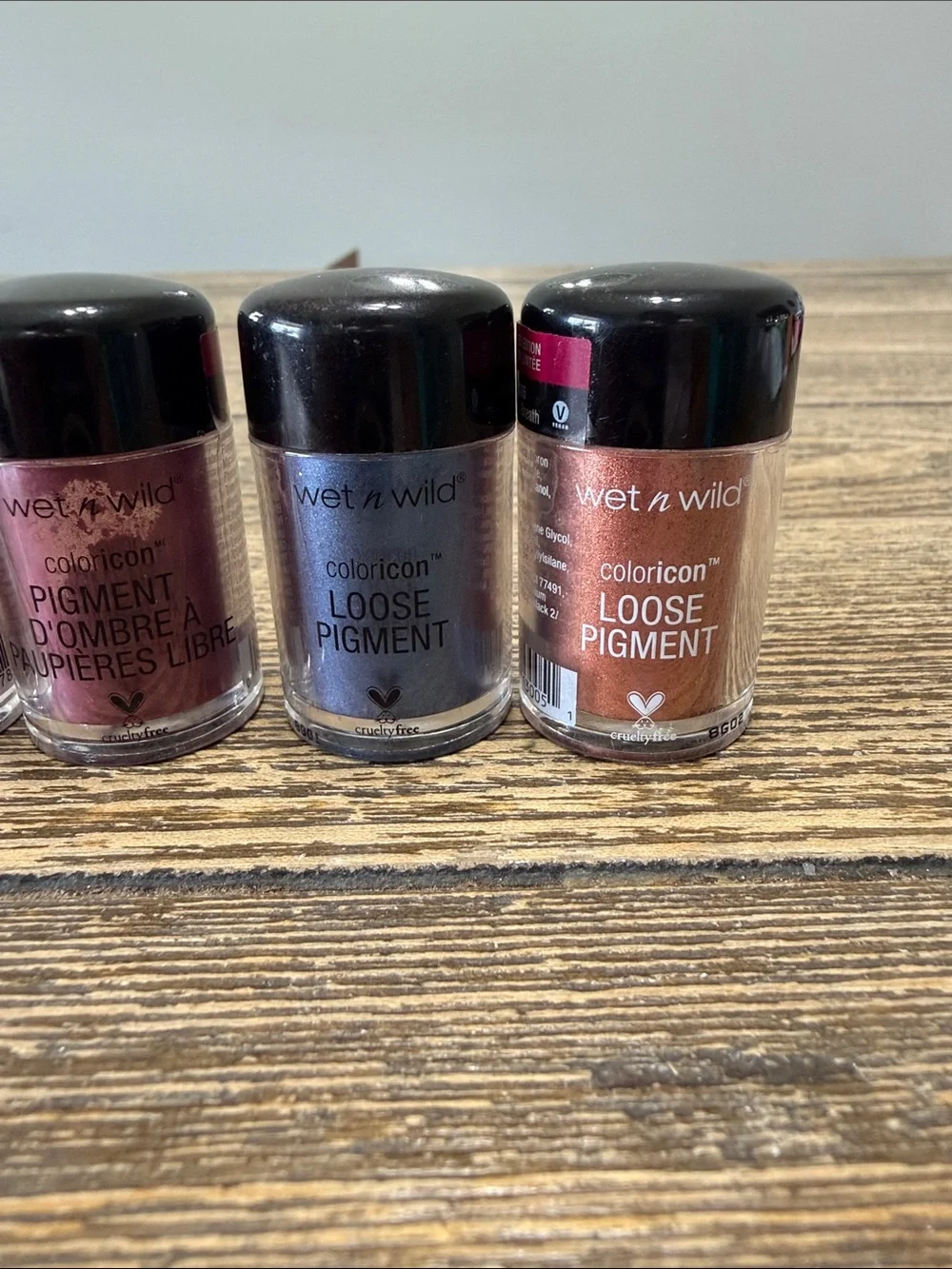 wet n wild color icon Loose Pigment Set of 4 Dragons breath knights blue fire